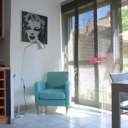 F3 Climatisé-terrasse 30 M2- Parking-antigone Apartamento *
